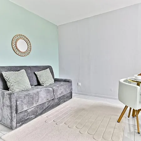 Apartment Lumineux En Banlieue Parisienne - Iii *